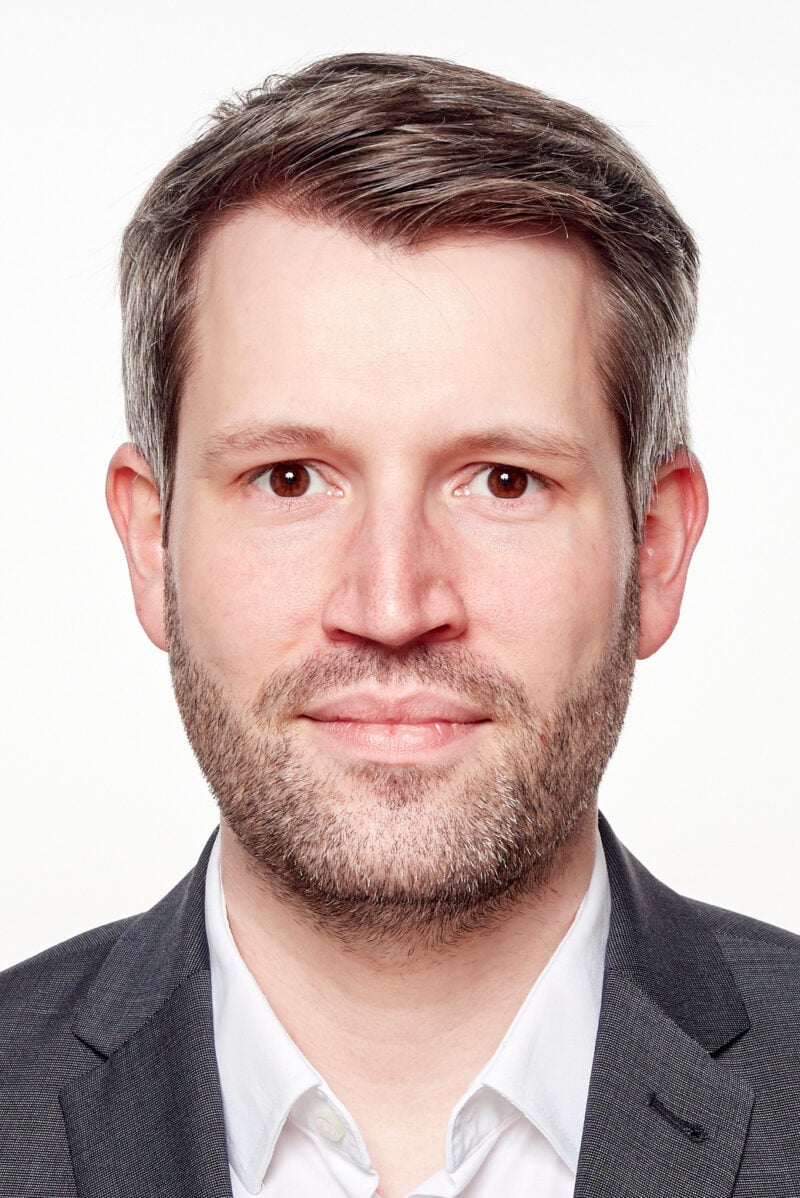 EFS Consulkting Portraitfoto von Jonas Wagner.