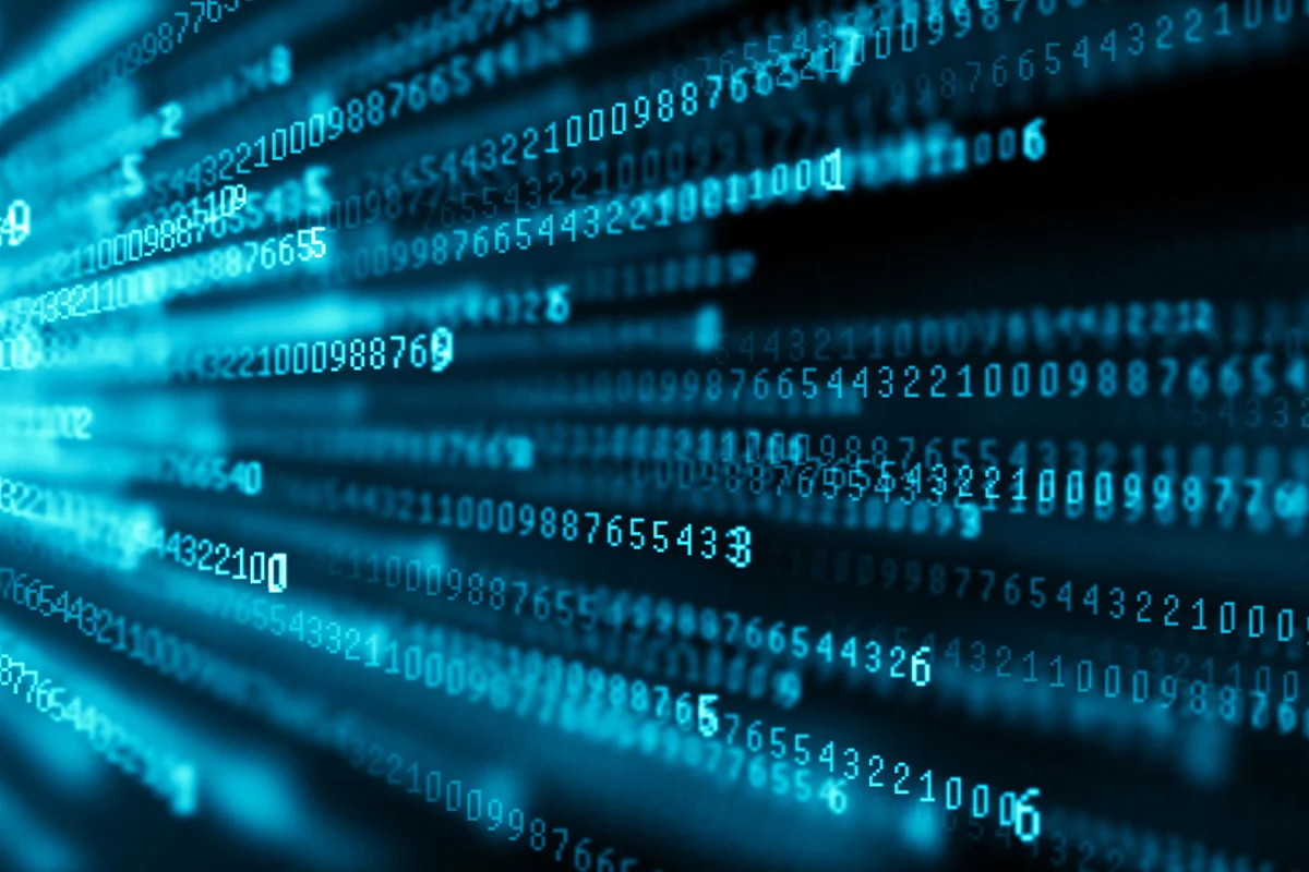 Leuchtende blaue Zahlenreihen auf dunklem Hintergrund, die große Datenmengen und digitale Datenverarbeitung symbolisieren.